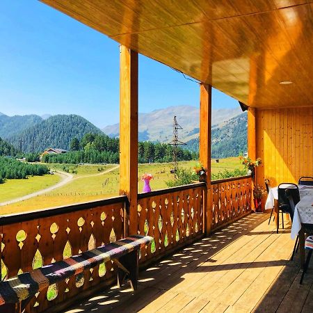 Guest House Gere Omalo Екстериор снимка